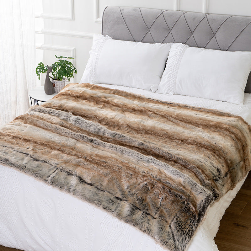 Breezy Premium Faux Fur Throw Blanket
